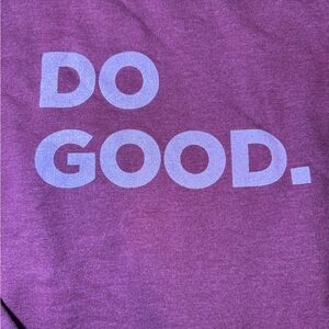 Womens Cotopaxi “do good” sweater-size M(21x26x24)